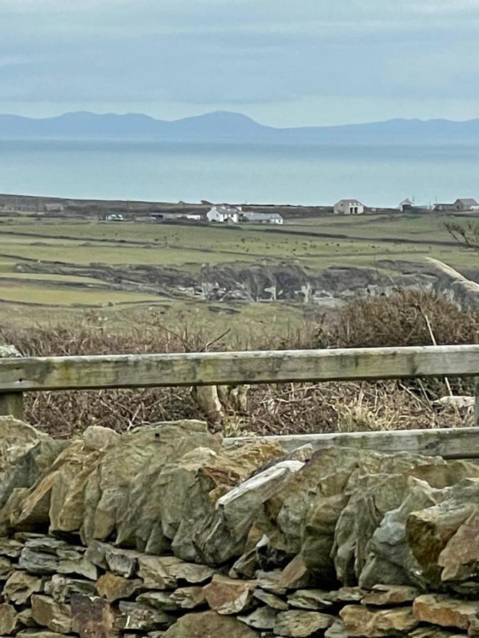 The Little Boathouse Heated Villa Holyhead Buitenkant foto